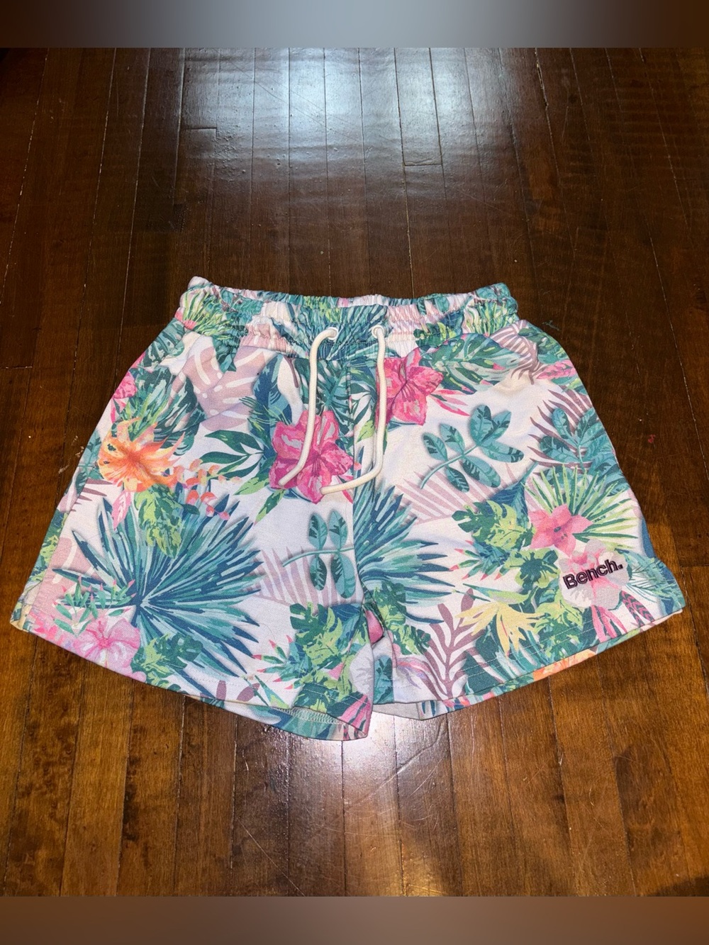 Bench Woman Pink Tropical Print Sweat-Shorts